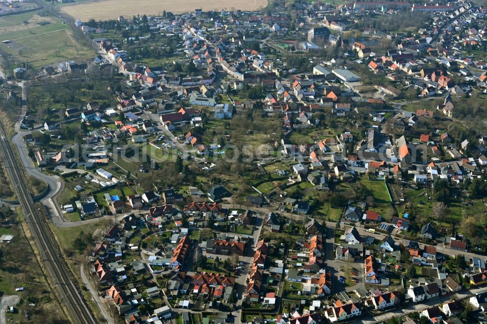 Aerial image Roitzsch - Town View of the streets and houses of the residential areas in Roitzsch in the state Saxony-Anhalt, Germany
