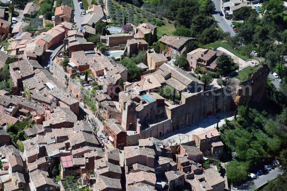 Aerial image Roussillon - Town View of the streets and houses of the residential areas in Roussillon in Provence-Alpes-Cote d'Azur, France