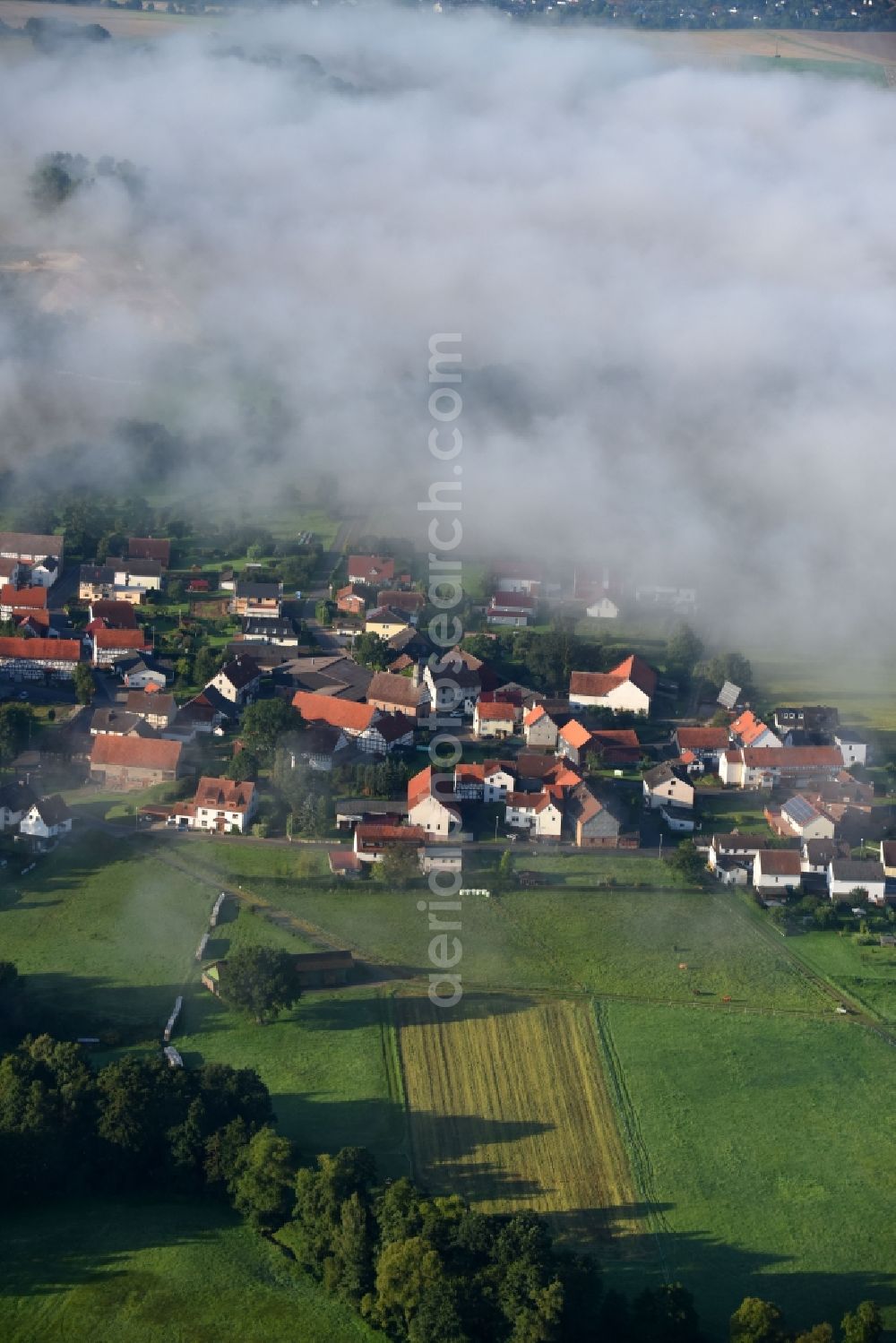 Aerial image Rörshain - Town View of the streets and houses of the residential areas in Roershain in the state Hesse, Germany