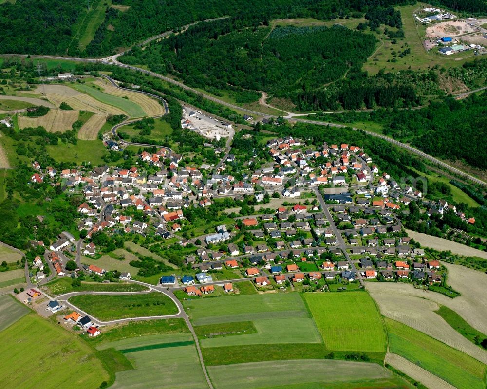 Aerial photograph Ruschberg - Town View of the streets and houses of the residential areas in Ruschberg in the state Rhineland-Palatinate, Germany