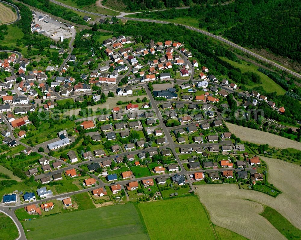 Ruschberg from above - Town View of the streets and houses of the residential areas in Ruschberg in the state Rhineland-Palatinate, Germany