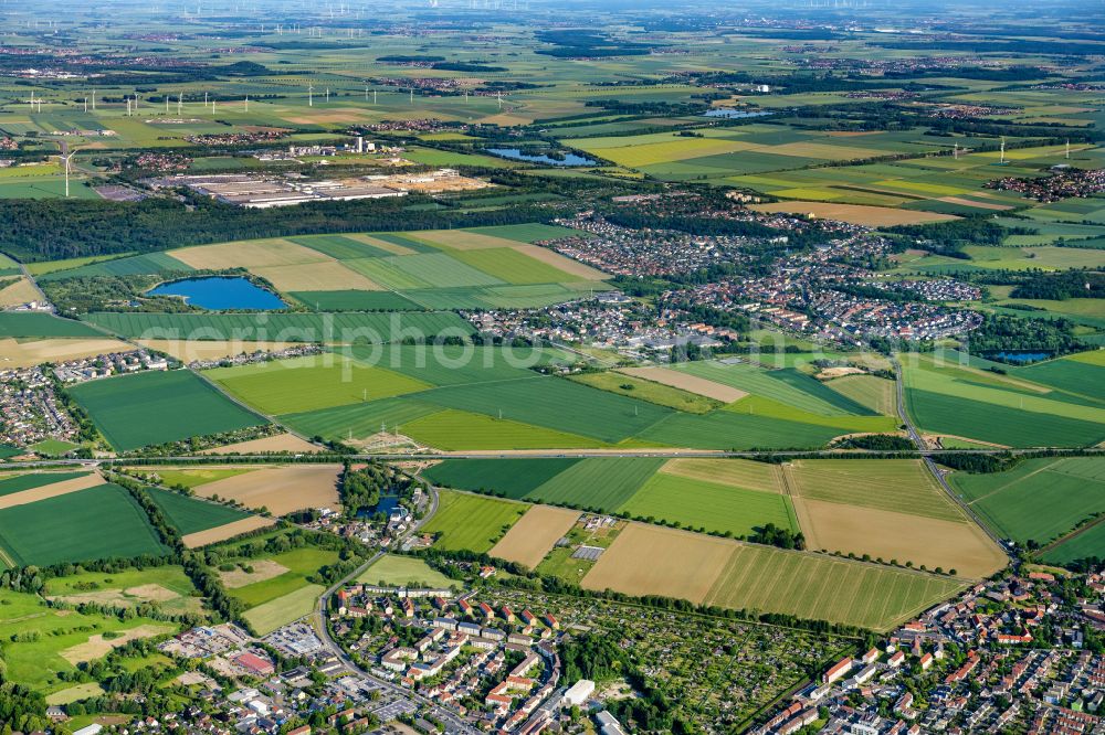 Aerial image Salzgitter - Town View of the streets and houses of the residential areas in Salzgitter in the state Lower Saxony, Germany