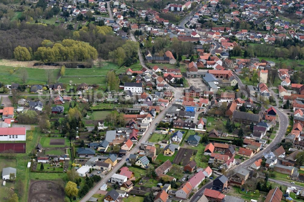 Samswegen from above - Town View of the streets and houses of the residential areas in Samswegen in the state Saxony-Anhalt