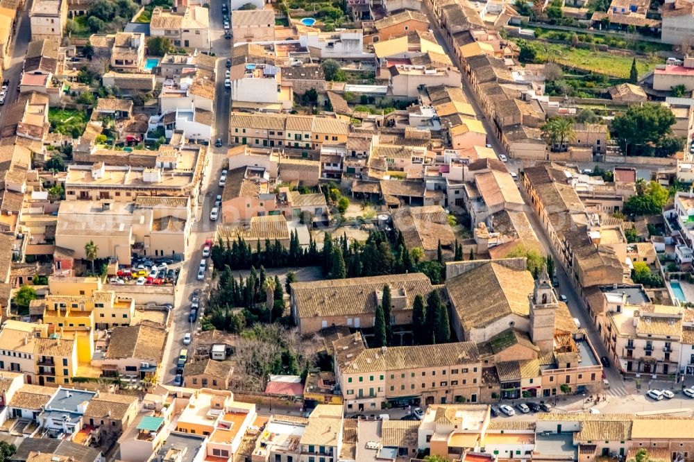 Aerial photograph Santa Maria del Camino - District view of the streets and houses of the residential areas with Esglesia de la Mare de Deu de la Soledat church in Santa Maria del Camino in Islas Baleares, Spain