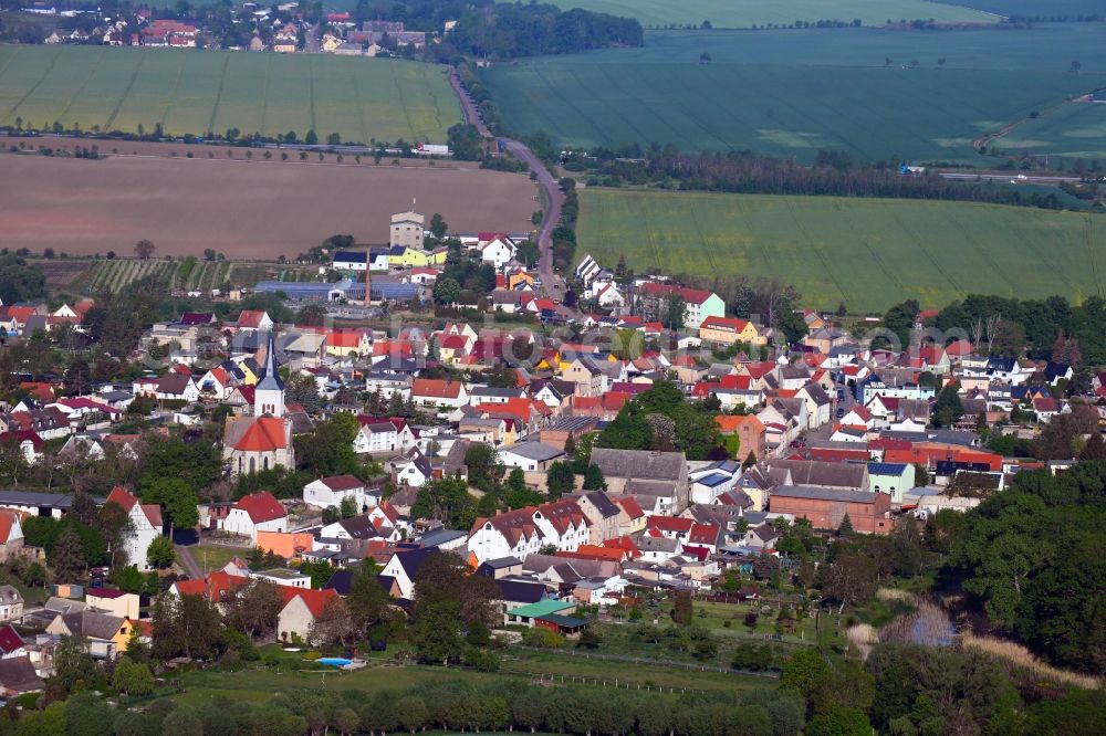 Aerial image Plötzkau - View of the streets and houses of the residential areas with the castle of the Ploetzkau Castle in Ploetzkau in the state Saxony-Anhalt, Germany