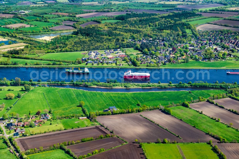 Aerial image Schülp b. Rendsburg - Town View of the streets and houses of the residential areas in Schuelp b. Rendsburg in the state Schleswig-Holstein, Germany