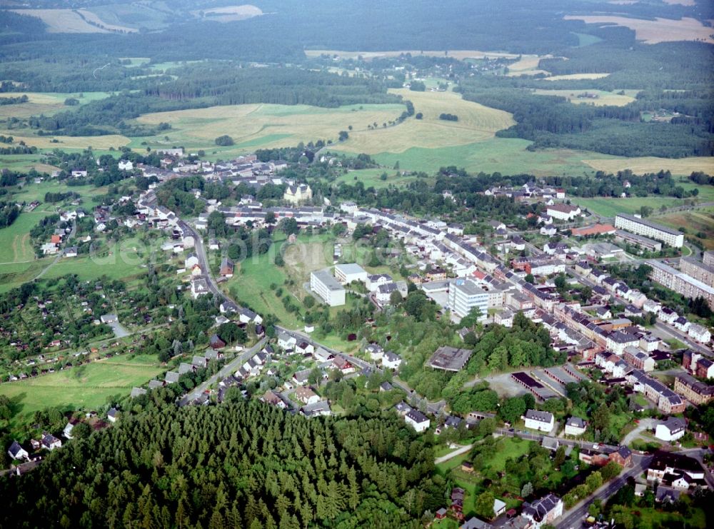 Aerial photograph Schöneck/Vogtland - Town View of the streets and houses of the residential areas in Schoeneck/Vogtland in the state Saxony