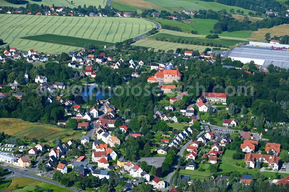 Aerial photograph Schönfels - Town View of the streets and houses of the residential areas in Schoenfels in the state Saxony, Germany