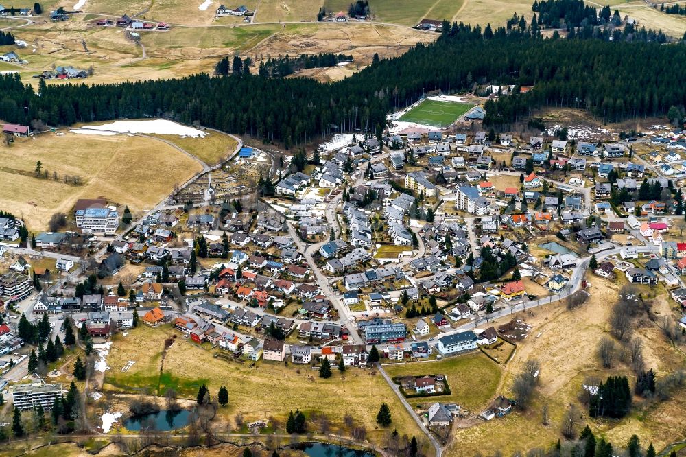 Schönwald im Schwarzwald from above - Town View of the streets and houses of the residential areas in Schoenwald im Schwarzwald in the state Baden-Wuerttemberg, Germany