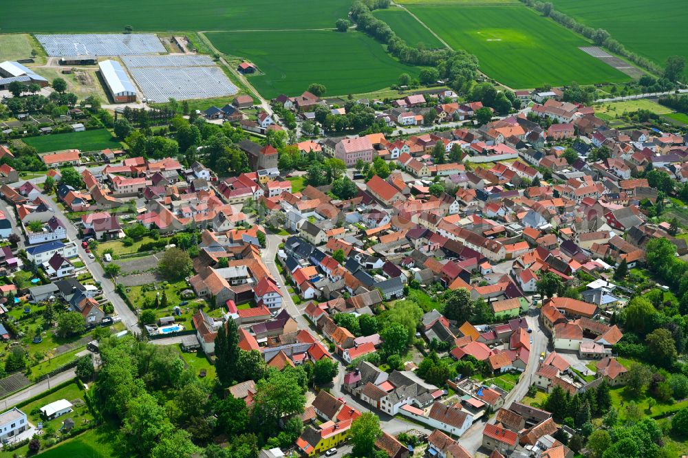 Aerial photograph Schwerstedt - Town View of the streets and houses of the residential areas in Schwerstedt in the state Thuringia, Germany