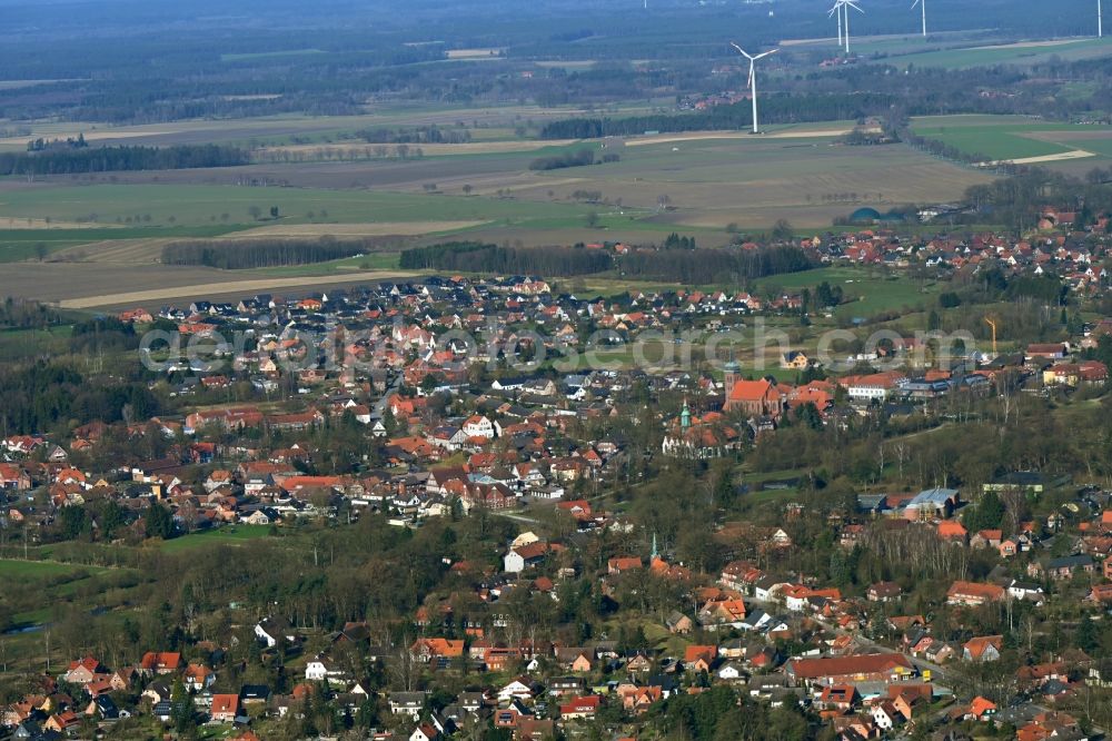 Südheide from above - Town View of the streets and houses of the residential areas in Suedheide in the state Lower Saxony, Germany