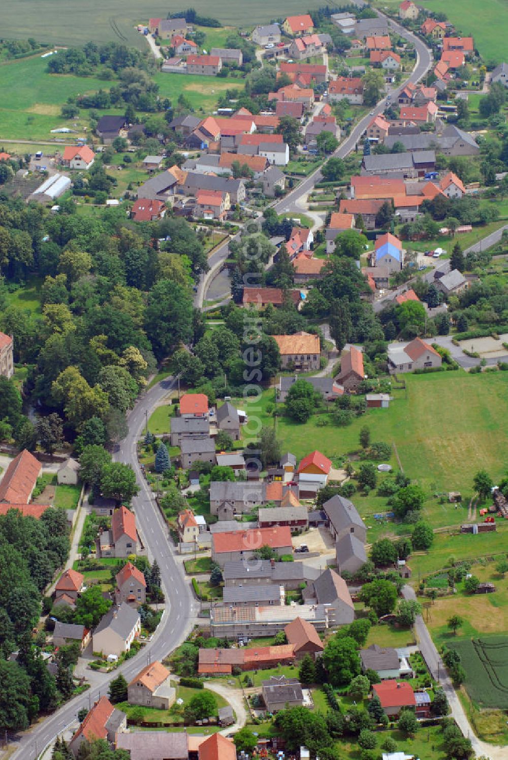 Wachau / OT Seifersdorf from above - Ortsansicht Seifersdorf bei Radeberg. Seifersdorf ist ein Ortsteil von Wachau und liegt im Landkreis Kamenz in Sachsen.