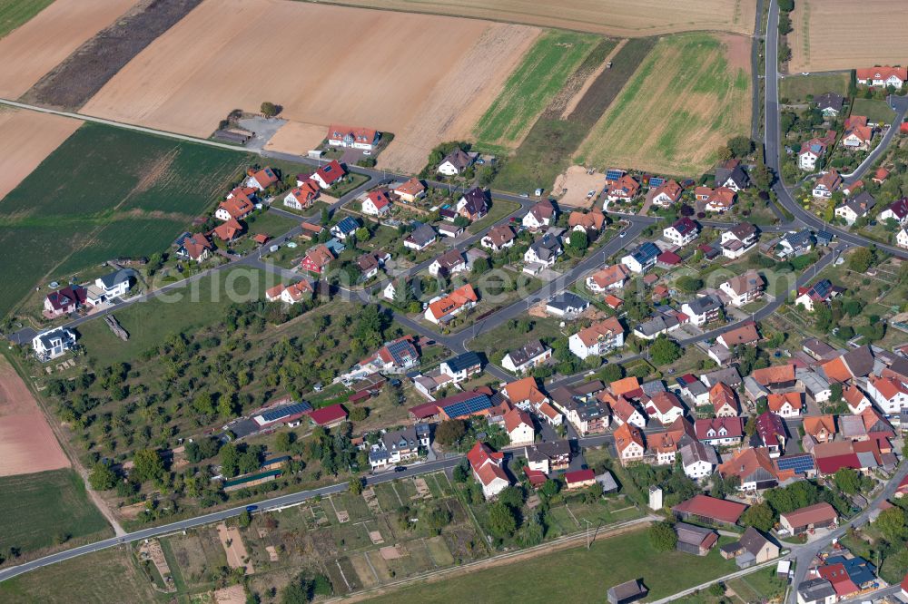 Aerial image Seifriedsburg - Town View of the streets and houses of the residential areas in Seifriedsburg in the state Bavaria, Germany