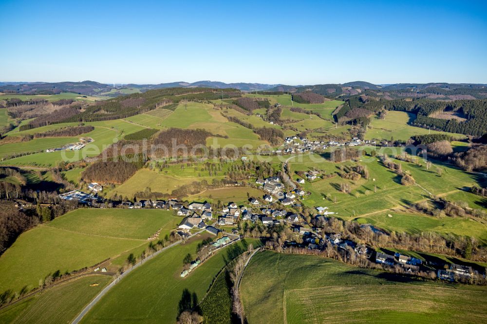 Aerial image Sellinghausen - Town View of the streets and houses of the residential areas in Sellinghausen at Sauerland in the state North Rhine-Westphalia, Germany