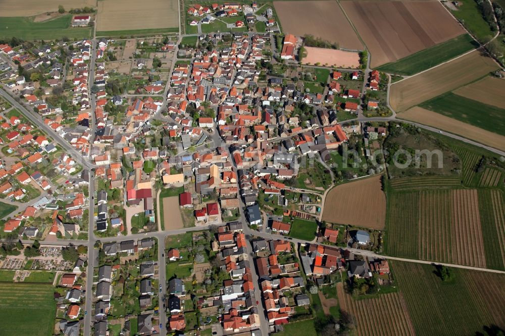 Aerial photograph Siefersheim - Townscape of Siefersheim is a municipality in the district Alzey-Worms in Rhineland-Palatinate