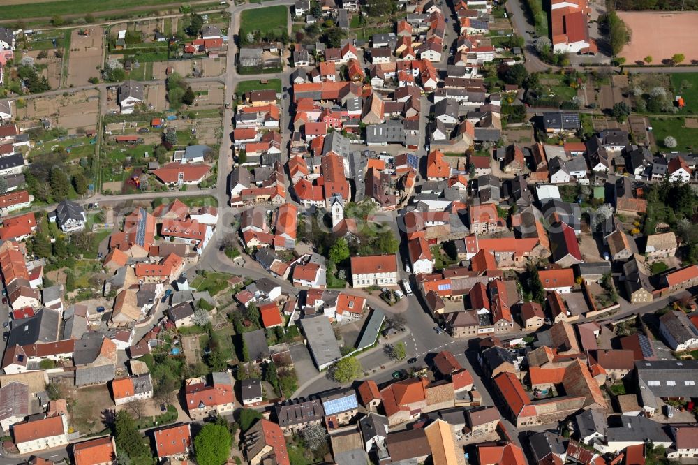 Aerial photograph Siefersheim - Townscape of Siefersheim is a municipality in the district Alzey-Worms in Rhineland-Palatinate