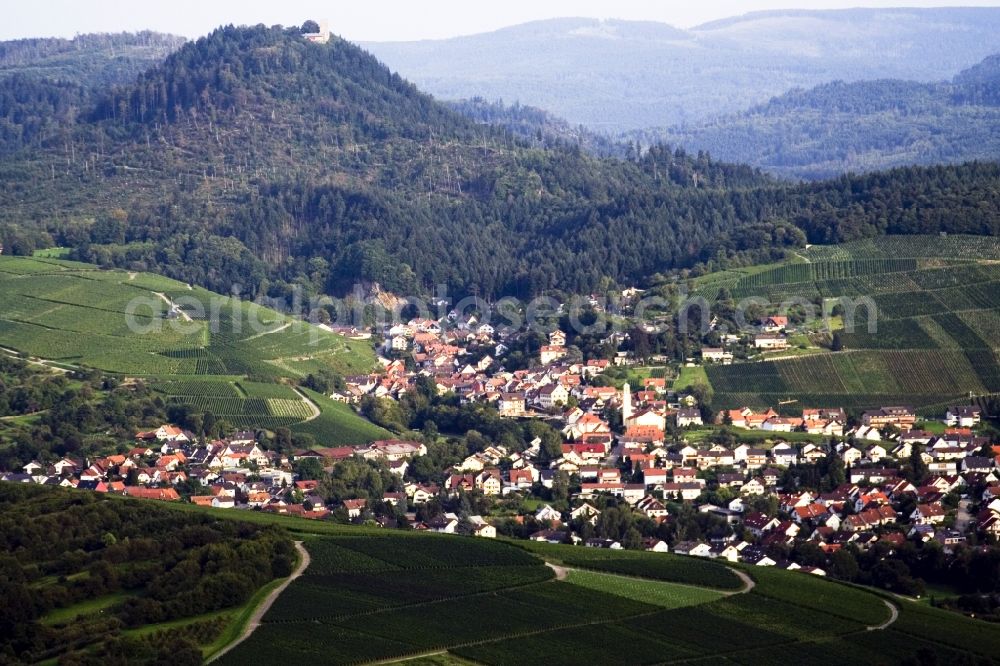 Sinzheim from the bird's eye view: Town View of the streets and houses of the residential areas in Sinzheim in the state Baden-Wuerttemberg