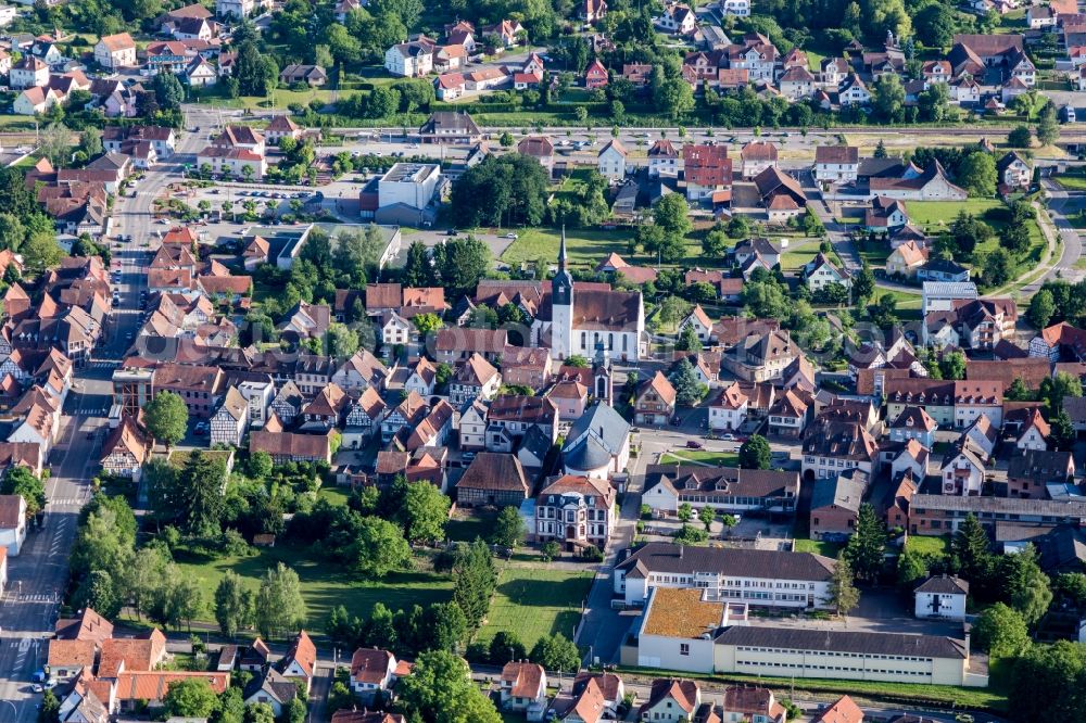 Aerial image Soultz-sous-Forets - Town View of the streets and houses of the residential areas in Soultz-sous-Forets in Grand Est, France