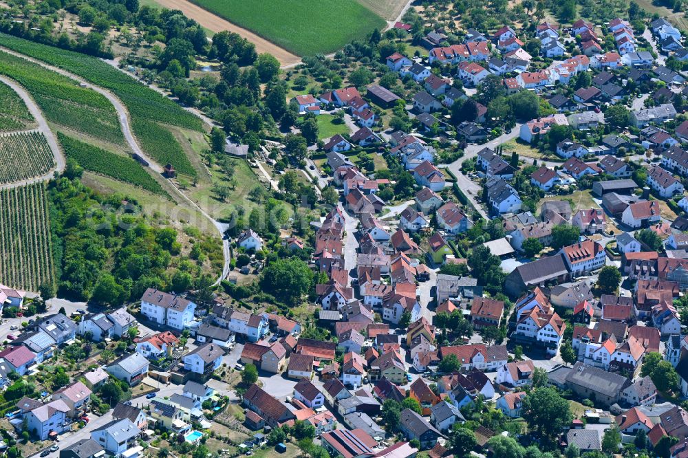 Steinheim an der Murr from the bird's eye view: Town View of the streets and houses of the residential areas on street Friedhofstrasse in the district Kleinbottwar in Steinheim an der Murr in the state Baden-Wuerttemberg, Germany