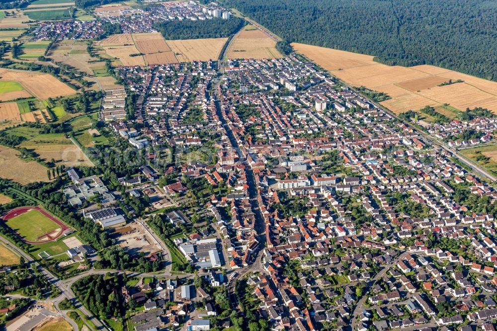 Stutensee from the bird's eye view: Town View of the streets and houses of the residential areas in Stutensee in the state Baden-Wurttemberg, Germany