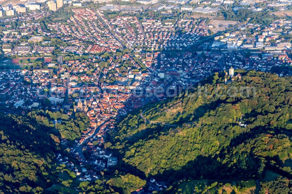 Aerial photograph Heppenheim (Bergstraße) - Location view of the streets and houses of residential areas in the valley landscape surrounded by mountains in Heppenheim (Bergstrasse) in the state Hesse, Germany