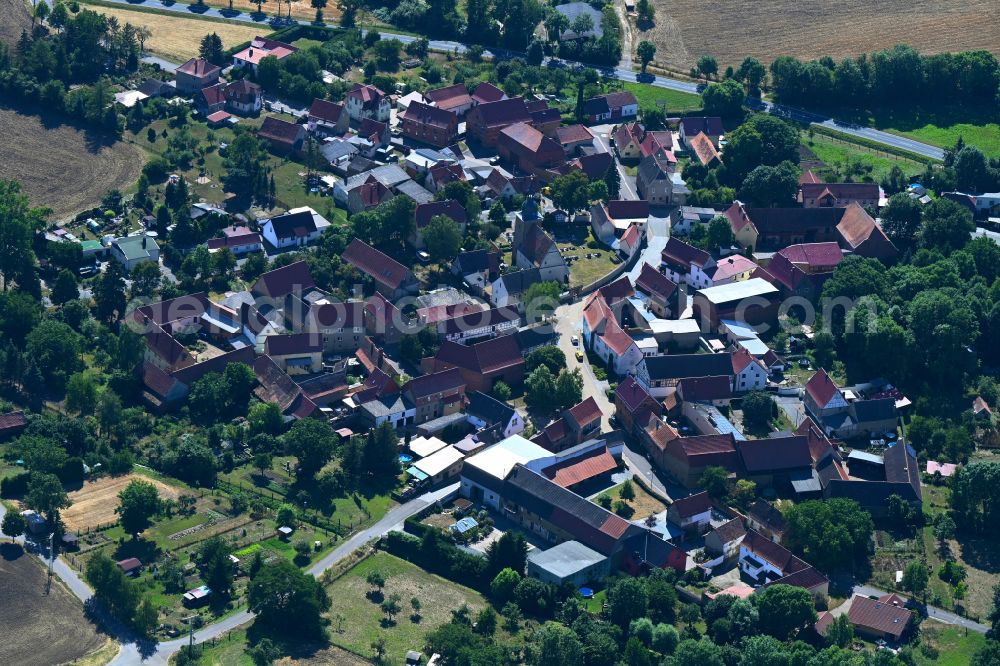 Aerial image Teutleben - Town View of the streets and houses of the residential areas in Teutleben in the state Thuringia, Germany