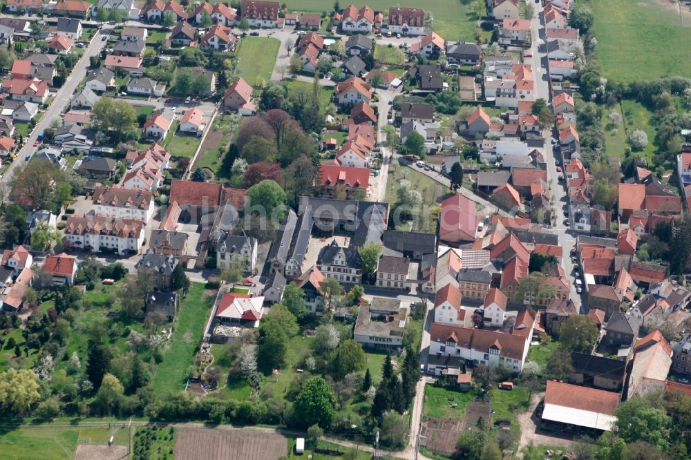 Undenheim from the bird's eye view: Local view of Undenheim in the state of Rhineland-Palatinate