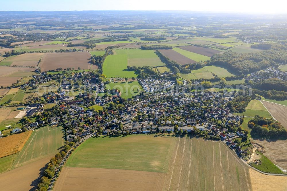 Aerial photograph Unna - Town View of the streets and houses of the residential areas in Unna in the state North Rhine-Westphalia, Germany