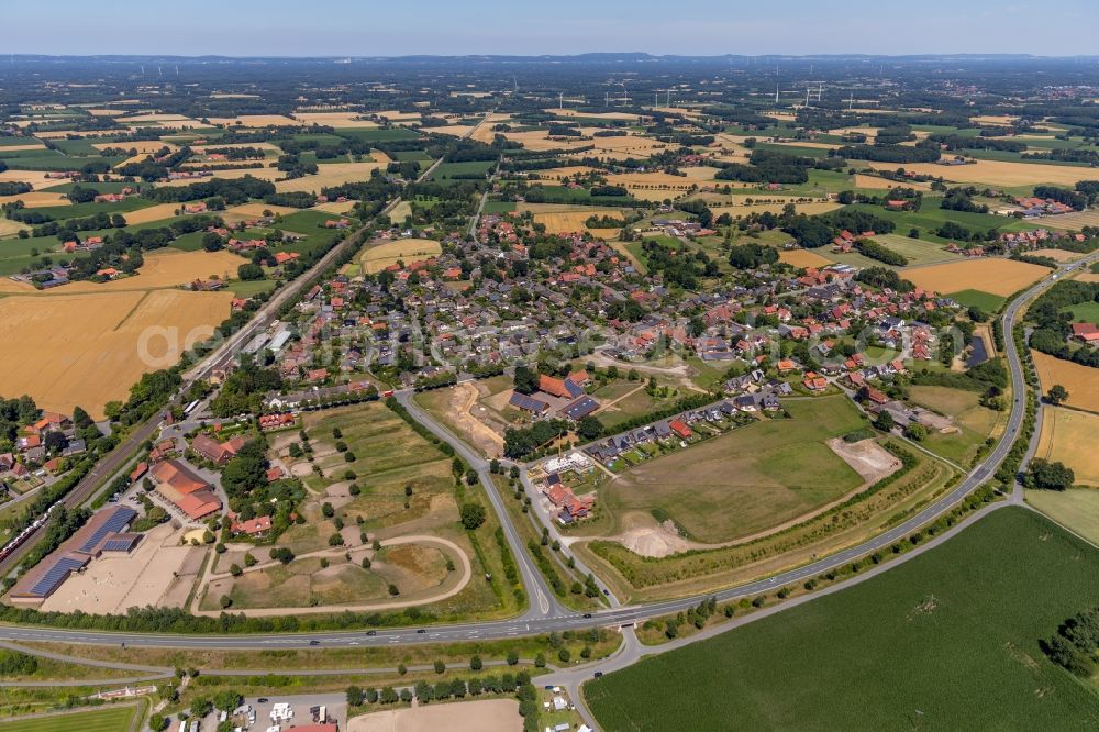 Aerial image Vadrup - Town View of the streets and houses of the residential areas in Vadrup in the state North Rhine-Westphalia, Germany