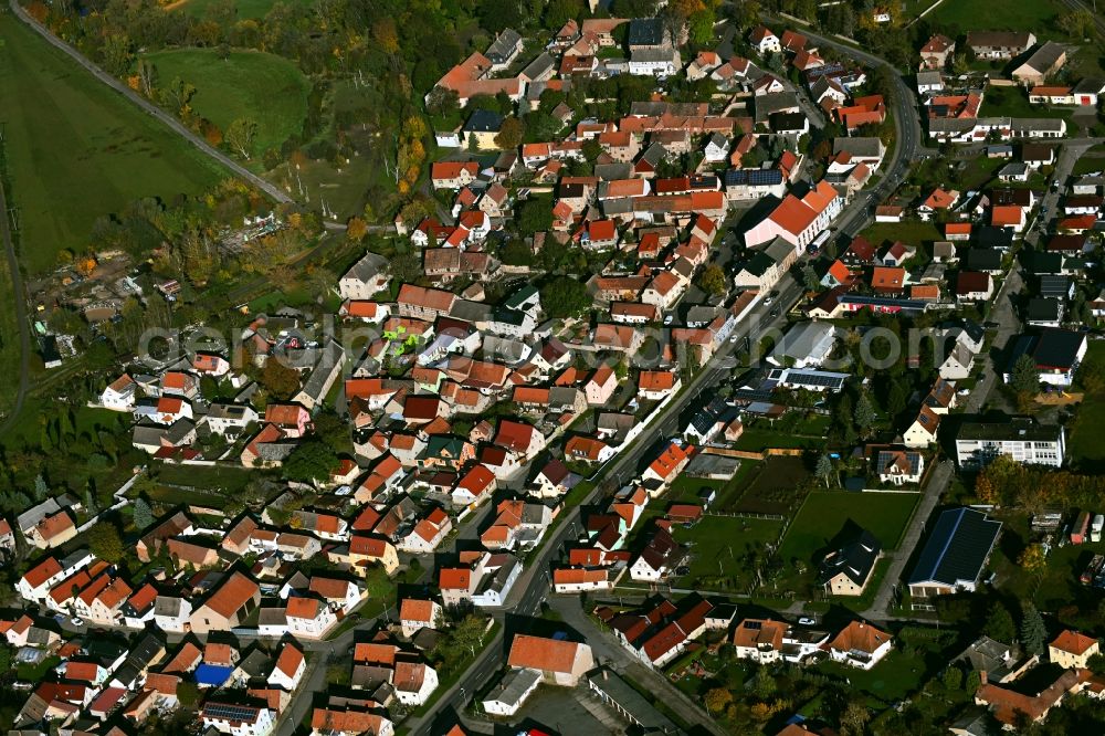 Voigtstedt from above - Town View of the streets and houses of the residential areas in Voigtstedt in the state Thuringia, Germany