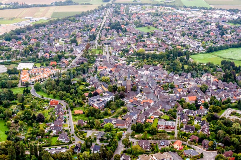 Wachtendonk from above - Town View of the streets and houses of the residential areas in Wachtendonk in the state North Rhine-Westphalia, Germany