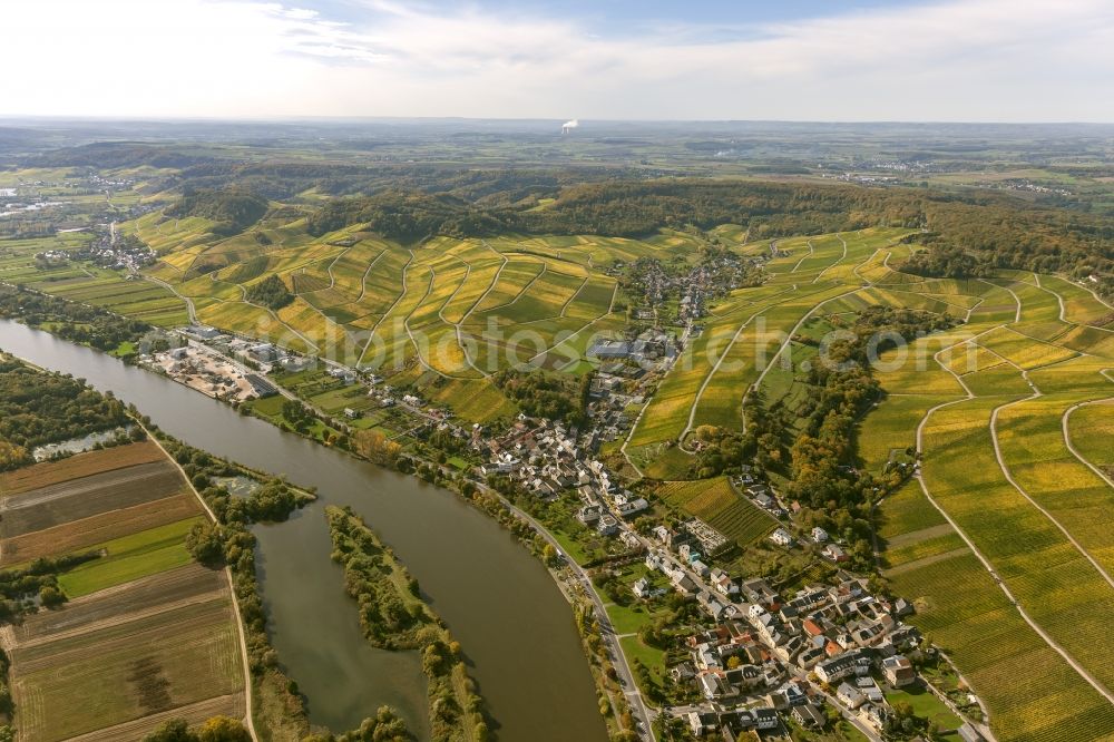 Wellenstein from above - ocal view of Wellenstein on the river Saar in the commune of Schengen in Luxembourg