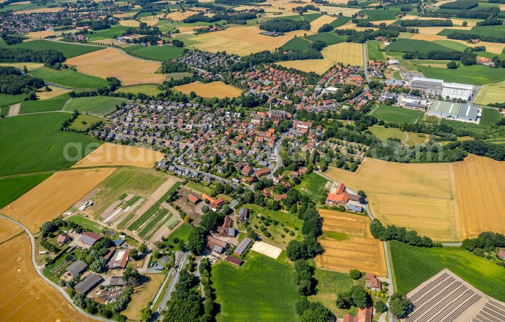 Aerial image Westbevern - Town View of the streets and houses of the residential areas in Westbevern in the state North Rhine-Westphalia, Germany