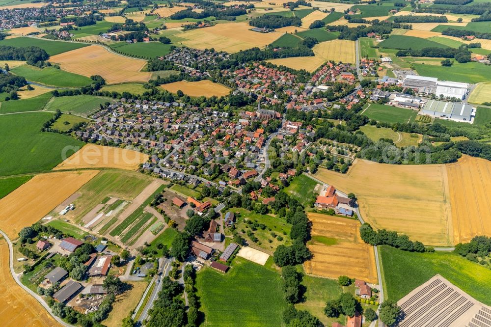 Aerial photograph Westbevern - Town View of the streets and houses of the residential areas in Westbevern in the state North Rhine-Westphalia, Germany