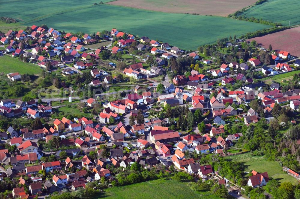 Aerial image Wettelrode - Town View of the streets and houses of the residential areas in Wettelrode in the state Saxony-Anhalt, Germany