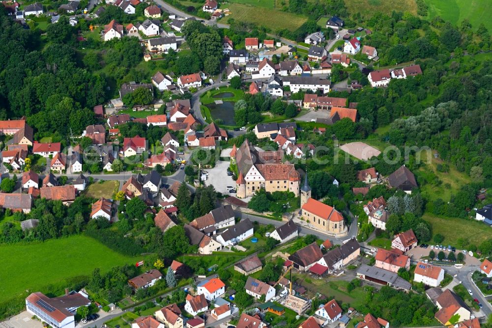 Wiesenthau from the bird's eye view: Town View of the streets and houses of the residential areas in Wiesenthau in the state Bavaria, Germany