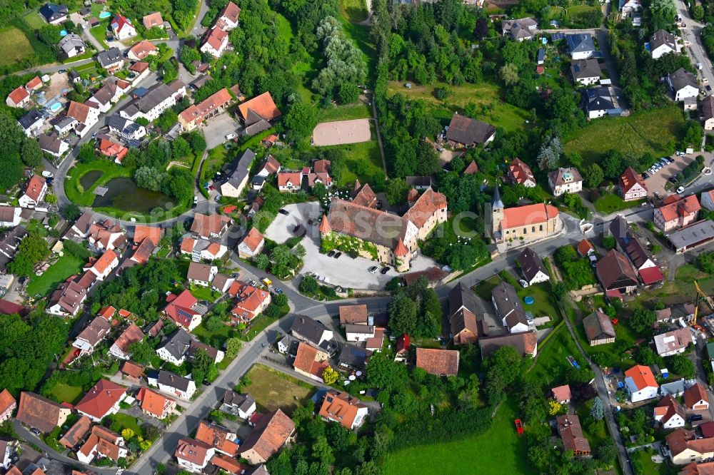 Wiesenthau from the bird's eye view: Town View of the streets and houses of the residential areas in Wiesenthau in the state Bavaria, Germany