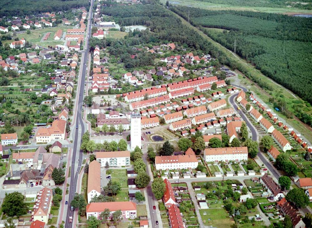 Aerial image Schwarzheide / BRB - Ortsansicht der Wohngebiete um den Wasserturm in Schwarzheide.