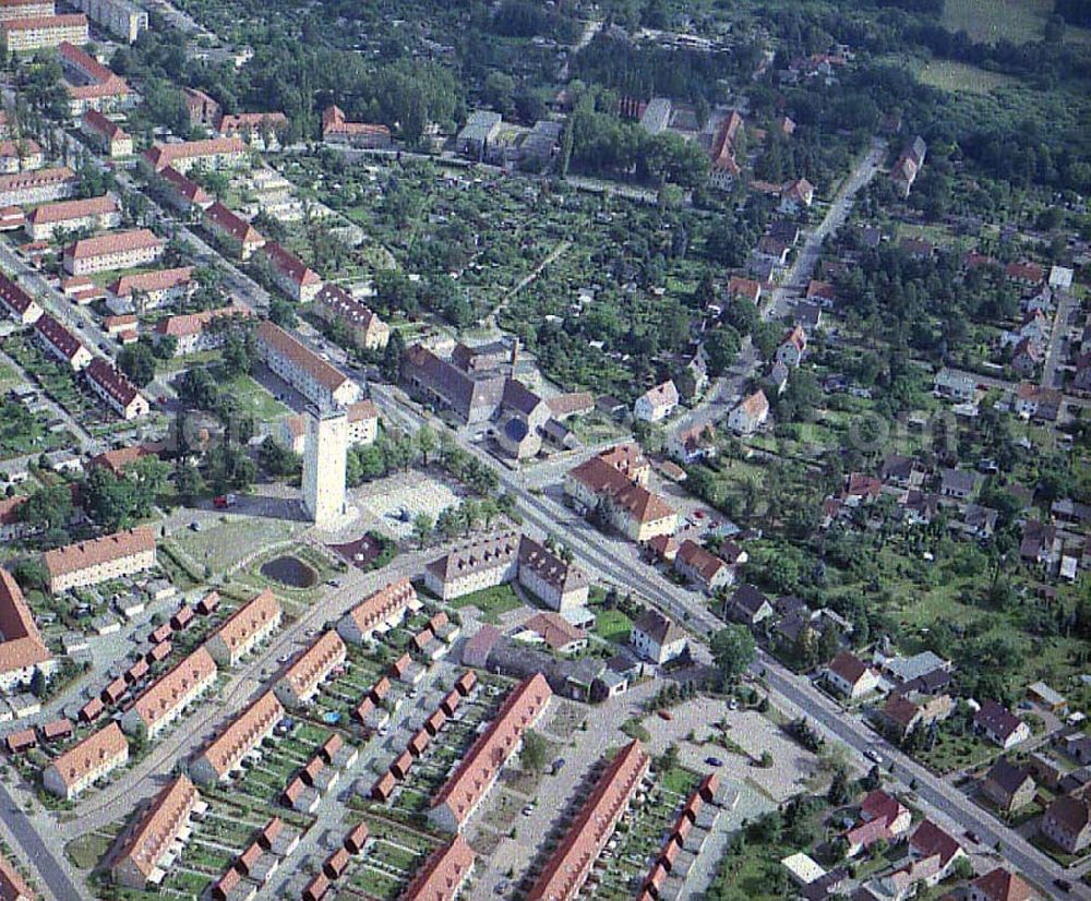 Schwarzheide / Brandenburg from above - Ortsansicht der Wohngebiete um den Wasserturm in Schwarzheide