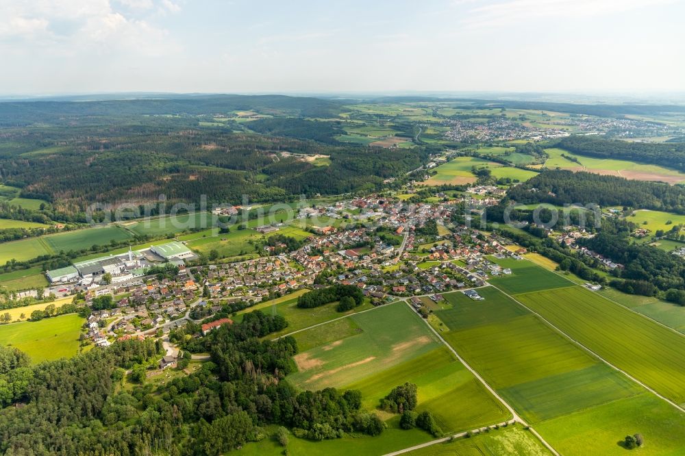 Wrexen from above - Town View of the streets and houses of the residential areas in Wrexen in the state Hesse, Germany