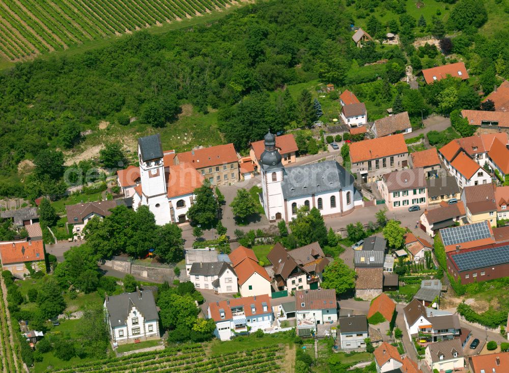 Aerial photograph Zell - Town View of the streets and houses of the residential areas in Zell in the state Rhineland-Palatinate, Germany