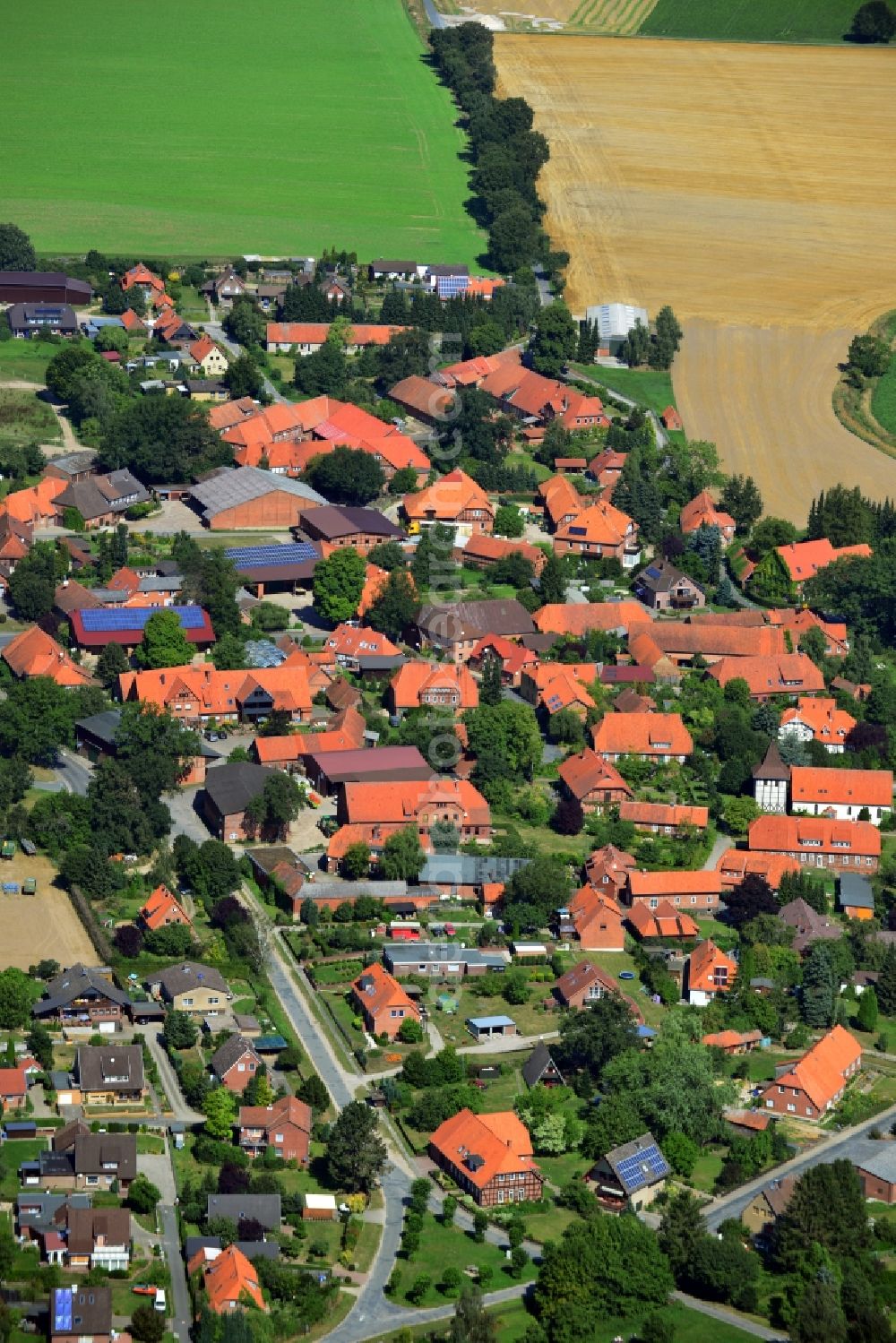 Aerial photograph Barum - Town View from the center of the village Barum in the state of Lower Saxony