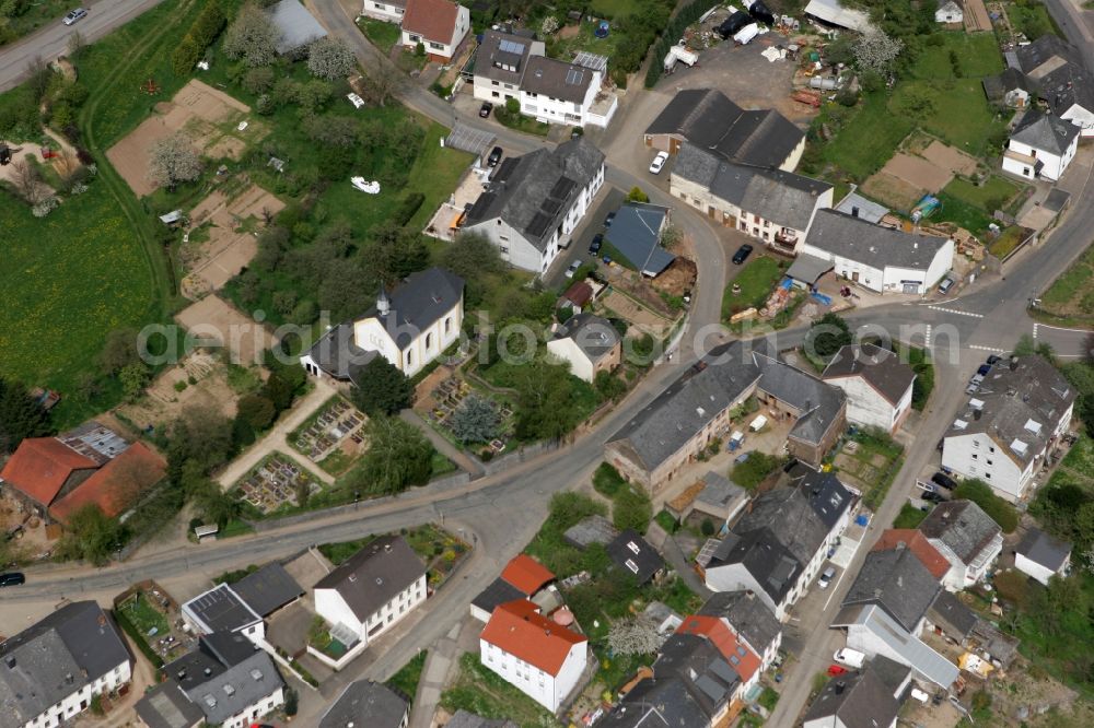 Aerial photograph Trier Kernscheid - The local district Kernscheid with family houses, church, meadows and farms in Trier in Rhineland-Palatinate