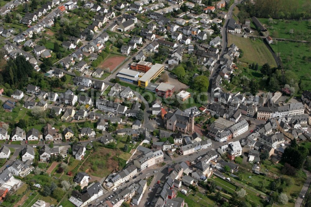 Aerial photograph Trier - Views of the local district Ruwer / Eitelsbach with residential areas, church and primary school in Trier in Rhineland-Palatinate