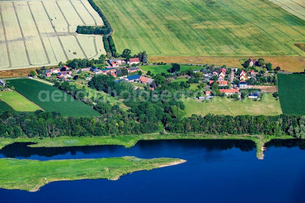 Aerial photograph Dalchau - Town on the banks of the river Elbe in Dalchau in the state Saxony-Anhalt, Germany