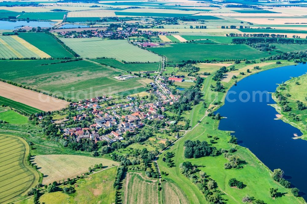 Glinde from above - Town on the banks of the river Elbe in Glinde in the state Saxony-Anhalt, Germany