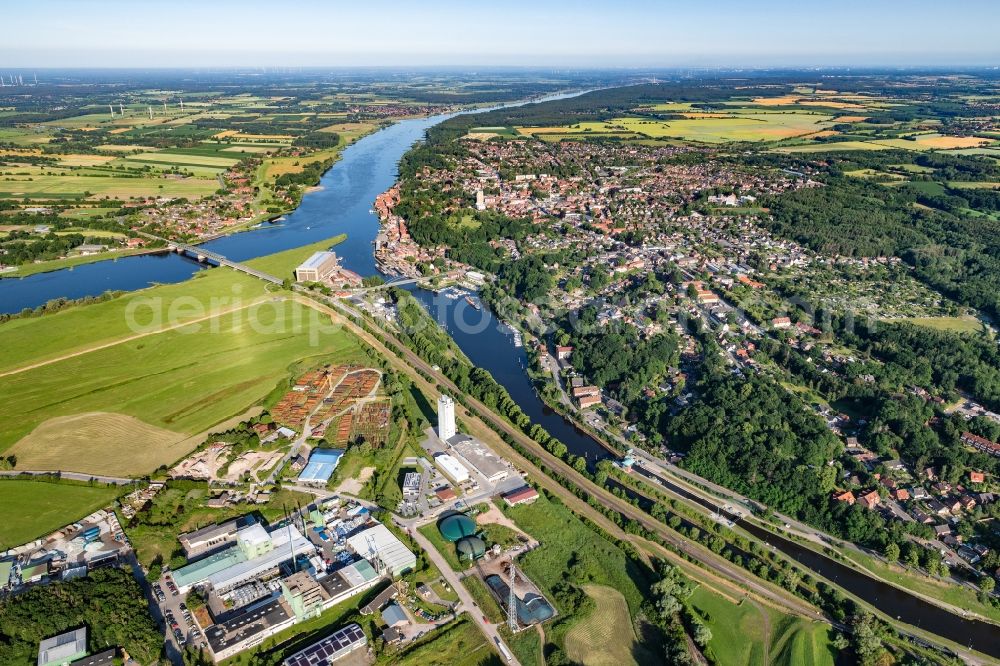 Lauenburg/Elbe from above - Town on the banks of the river Elbe in Lauenburg/Elbe in the state Schleswig-Holstein, Germany