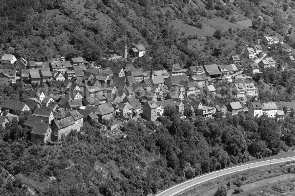 Künzelsau from above - Town on the banks of the river of Kocher in the district Nagelsberg in Kuenzelsau in the state Baden-Wuerttemberg, Germany