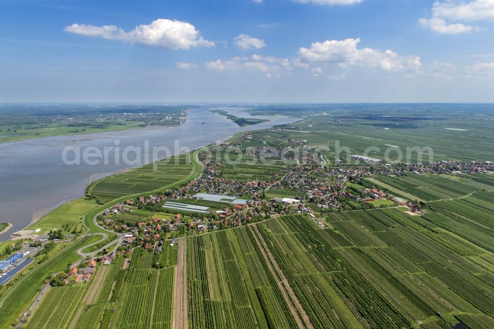 Grünendeich from above - Village on the river bank areas Luehe in Gruenendeich Altes Land an der Elbe in the state Lower Saxony, Germany