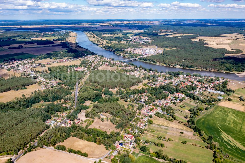 Aerial image Hohensaaten - Town on the banks of the river of Oder in Hohensaaten in the state Brandenburg, Germany